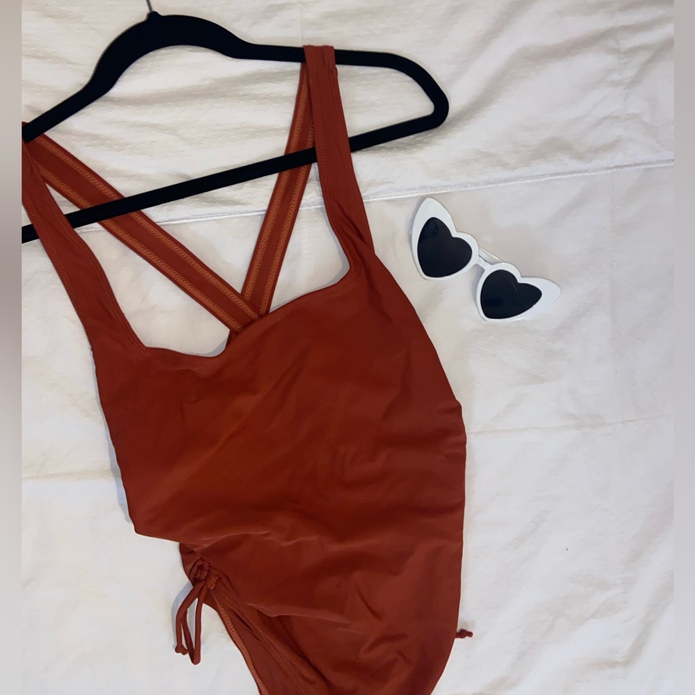 SHEIN Onepiece Swimsuit